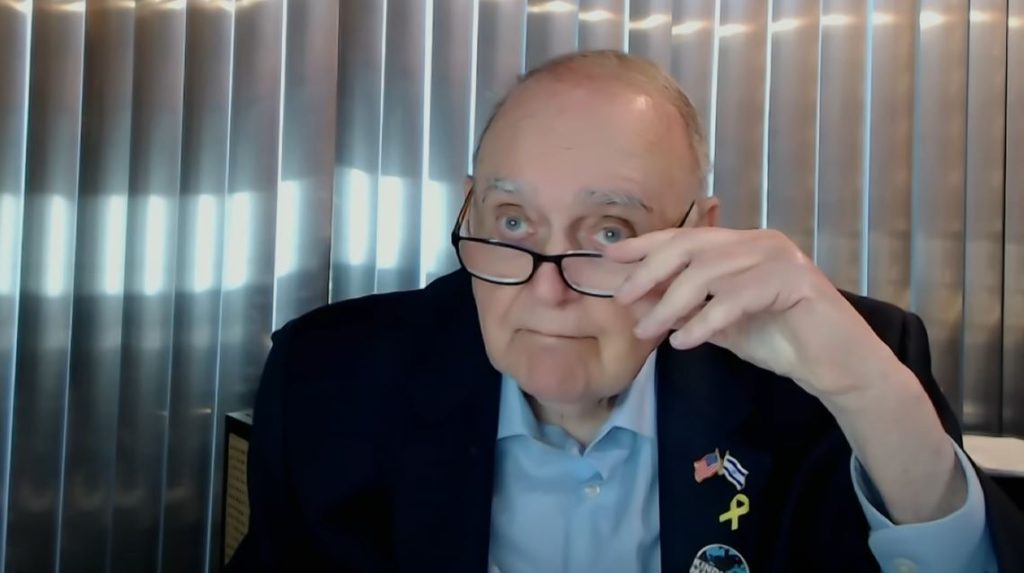 Leon Cooperman Conservative on Stocks, Sees Rates Going Up
