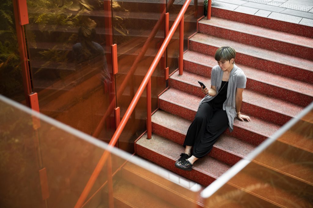 From Red Carpet to Recovery: Unsung Celebrity Stories of Emotional Burnout in the UK