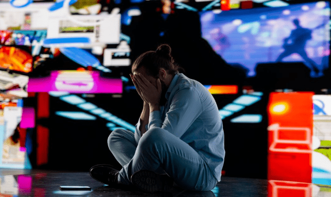 How Watching the News About Iran Is Giving People PTSD-Like Symptoms