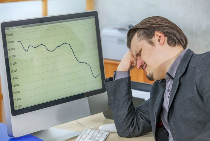 How Financial Loss From Market Crashes Leads to Depression — And How Therapy Helps